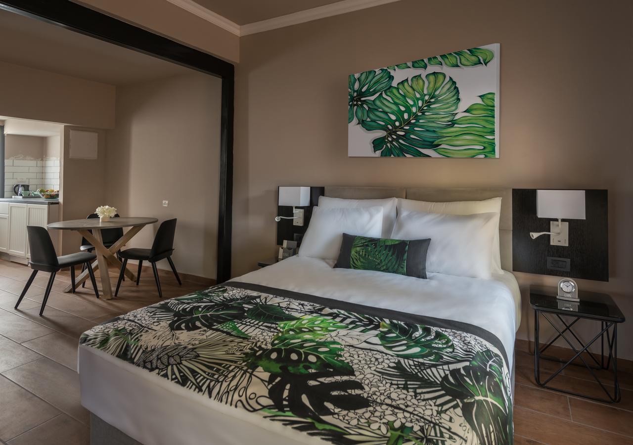 Erettz Travel Hotel *